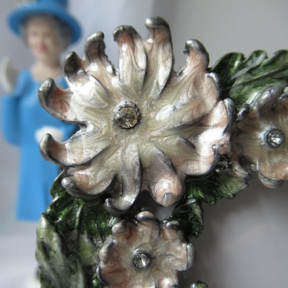 Enamel Floral Leaf Rhinestone Pink Flowers Small Picture Frame - Picture 3 of 9